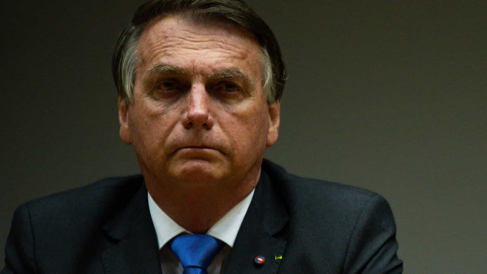 Bolsonaro comemora relatoria de Mendonça no STF em pautas de gênero