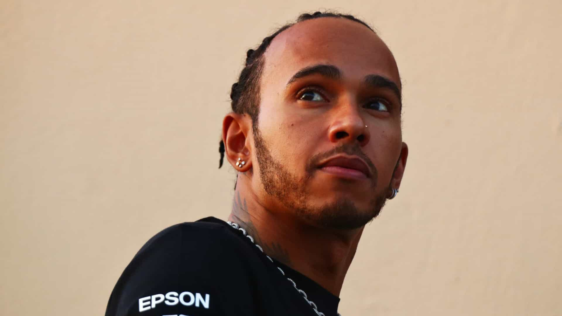 Hamilton troca motor e perde cinco posições no grid de largada do GP de SP